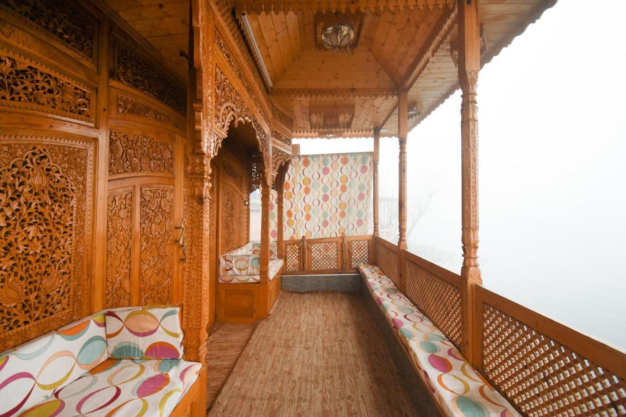 מלון Srīnagar Oyo 66637 Merlin Group Of Houseboats מראה חיצוני תמונה