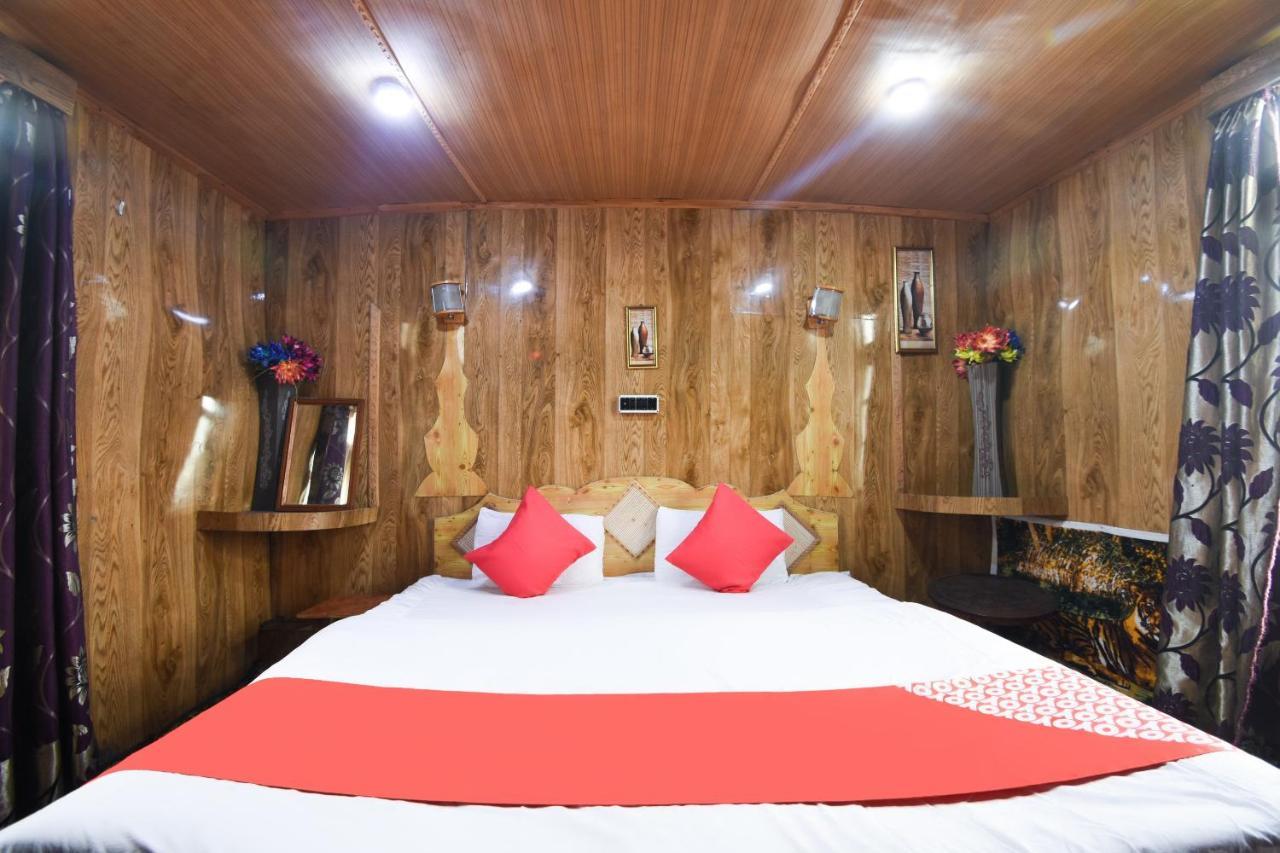 מלון Srīnagar Oyo 66637 Merlin Group Of Houseboats מראה חיצוני תמונה